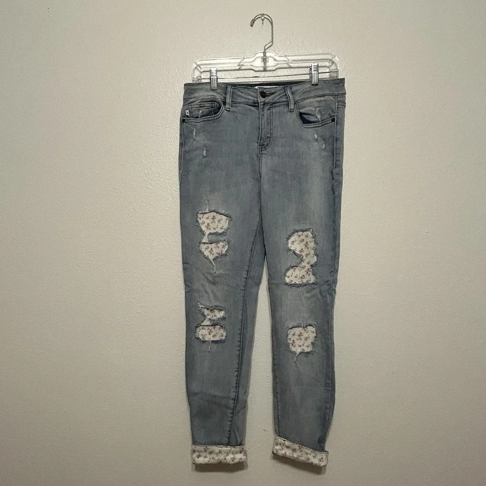 Judy Blue Skinny Fit Light Wash Denim Blue Jeans Womens Size 9/29 Floral Details